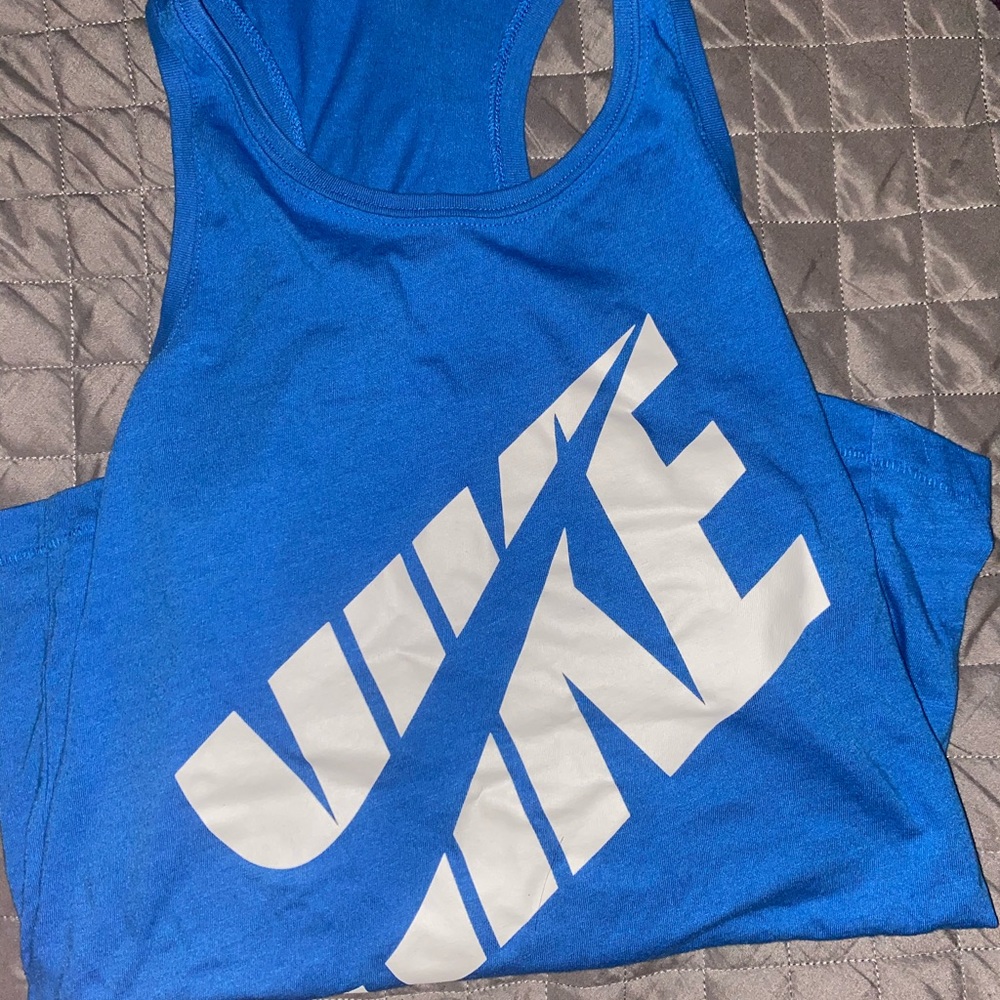 Women’s NIKE tank